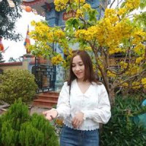 NhỎ Em profile icon