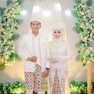 Riza Aryati II profile icon