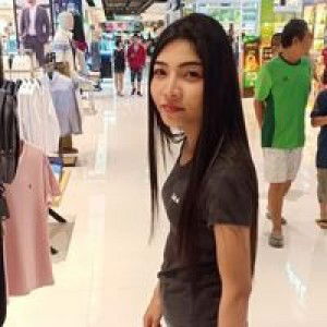 Numnim Suwaluk profile icon