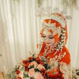 Icha Wulandari profile icon