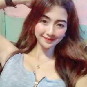 QueenGee Vlogs profile icon