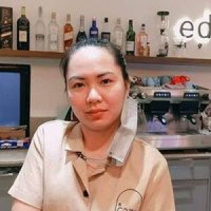 Alesandra Estañol Ganea profile icon