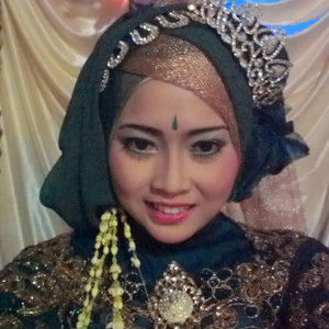 Dwi Andini profile icon