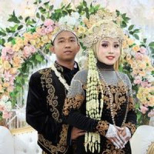 Al Fiana profile icon