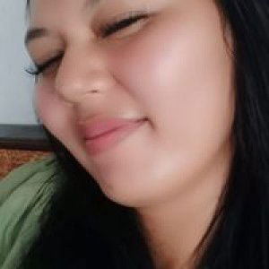 Desy Andriyani profile icon