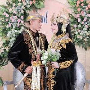 Eka Munawwaroh profile icon