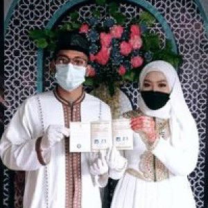 Esterlita Ginting profile icon