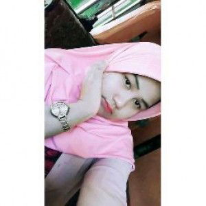 Alia Khoerunisa profile icon