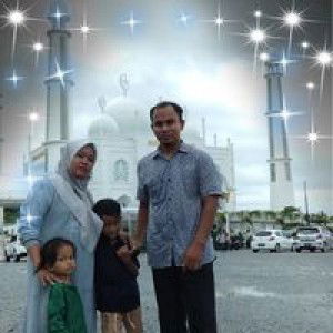 Nia Nadhira Sikumbang profile icon