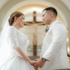 Monj Porlares - Martinez profile icon