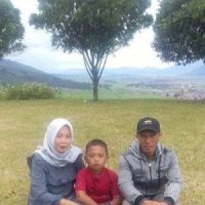 A-myra Sovita profile icon