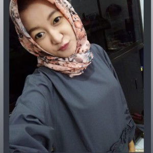 Riski Yulia Nurahma profile icon