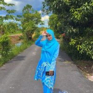 Nabila Habit profile icon