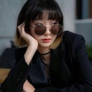 Deliasari Lisna profile icon