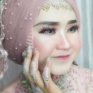 Iis Ratna Dewi profile icon