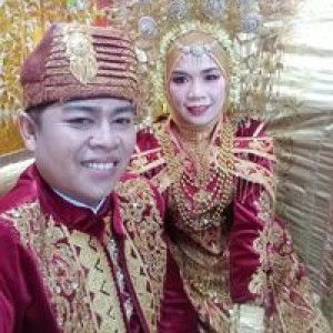 Irma Suriani profile icon