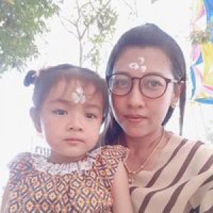 Nareerat Fakkaew profile icon