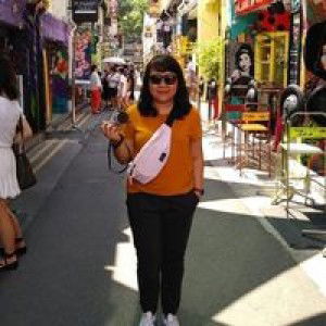 Yullyana Sutrisno profile icon