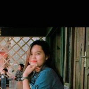 Sefitri Yuni profile icon