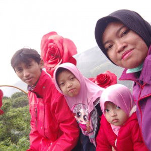 Alya Nabila profile icon