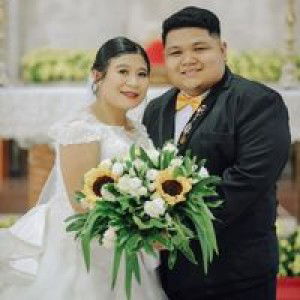 Sarah Torib-Londerio profile icon