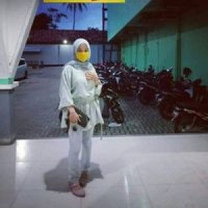 Indah Agustina profile icon