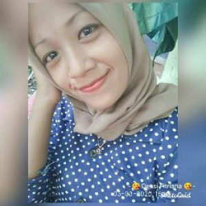 Desi Fitriana profile icon