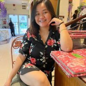 Sam Nicole Sangalang profile icon