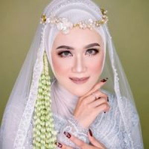 Anis Setyowati profile icon