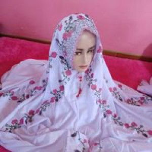 Mayra Shopee profile icon