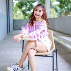 Apinya Thawornying profile icon