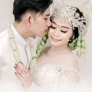 Risya Mega profile icon