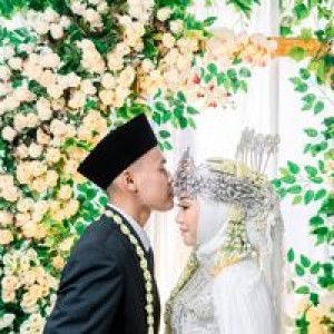 Anggun Desanita profile icon