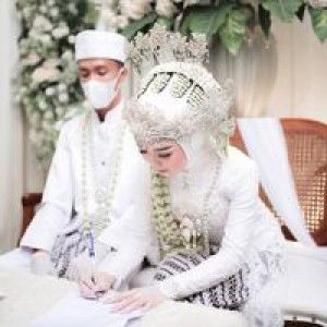 Risa aryanti profile icon