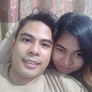 Rosalyn Lozada profile icon