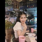 อุ๋ม อิ๋ม' profile icon