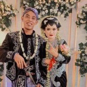 yistina galuh profile icon