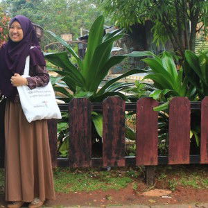 Ade Destyani profile icon