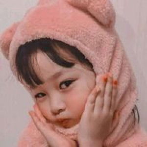 Vina Putri profile icon