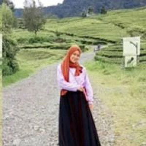 Ides Yulia profile icon