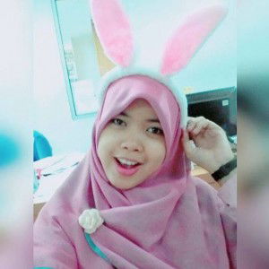 Isty Widya profile icon