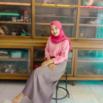 Merry Indah Kurnia profile icon