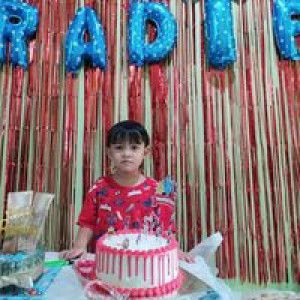 Ati Damayanti profile icon