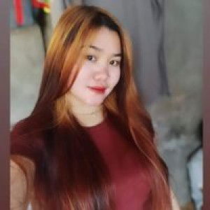 Joyce Santomin Acuar profile icon