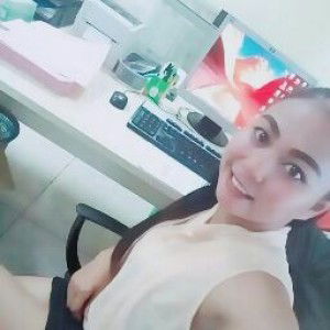 Ryann Adella profile icon