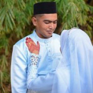 Izzati Rosli profile icon