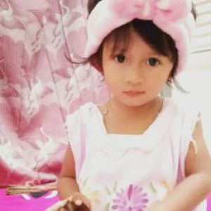 ummu khalisa profile icon