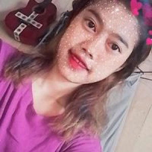 Tini Ozola profile icon