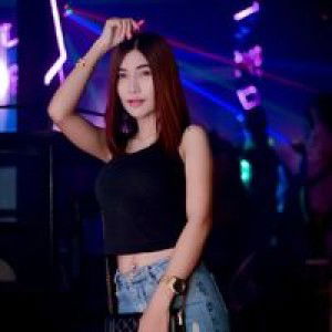 หญิง เฉิ่ม profile icon