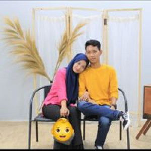 Lili Wahyuni profile icon